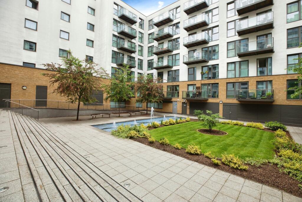 1 bedroom flat for sale in 32 Blackheath Road, Greenwich, SE10