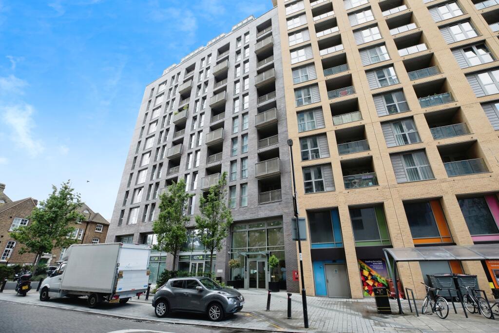 2 bedroom flat for sale in 1 Elmira Street, Lewisham, SE13