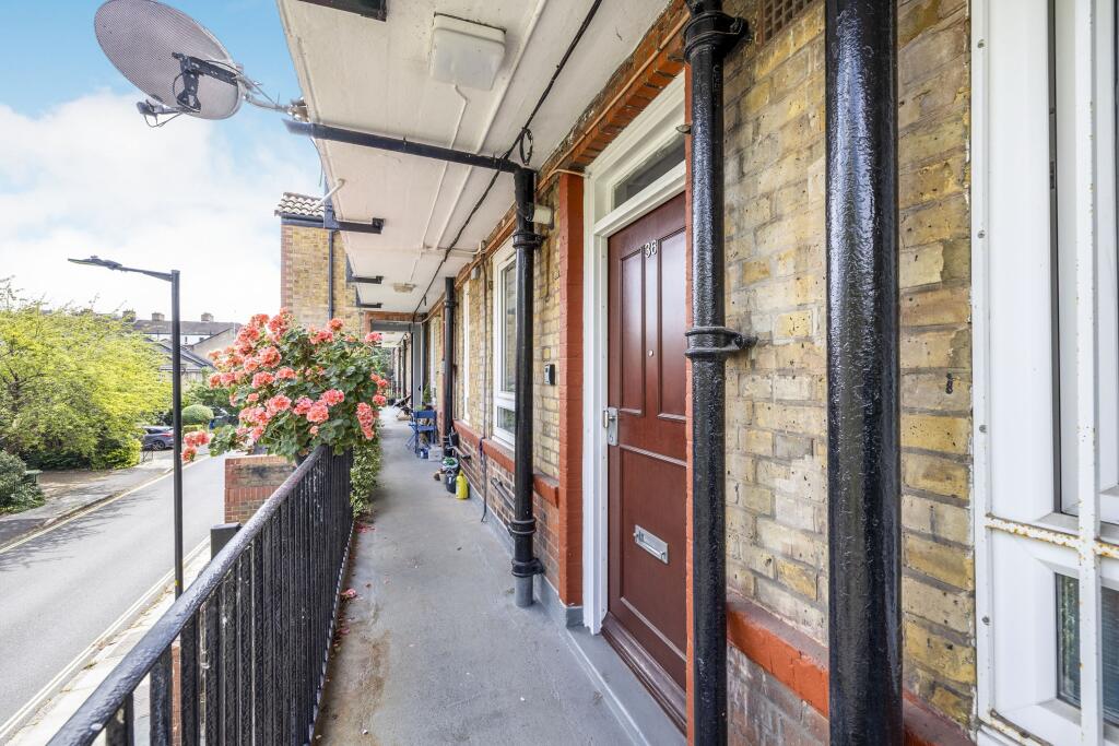 Main image of property: Whites Grounds Estate, London, SE1