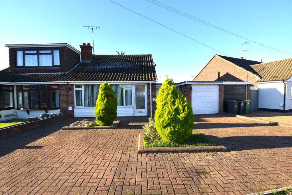 Main image of property: Banyard Way, Rochford
