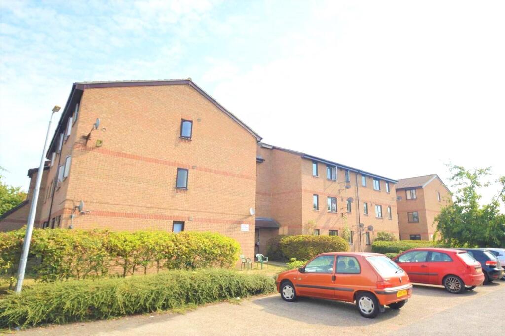 Main image of property: Sandon Close, Rochford
