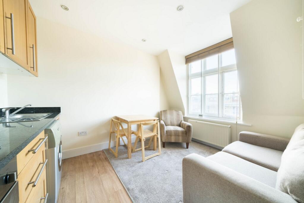Main image of property: Fulham Park Gardens, Fulham, SW6