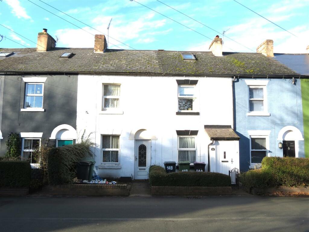 3 bedroom terraced house for sale in New Park Road, Castlefields
