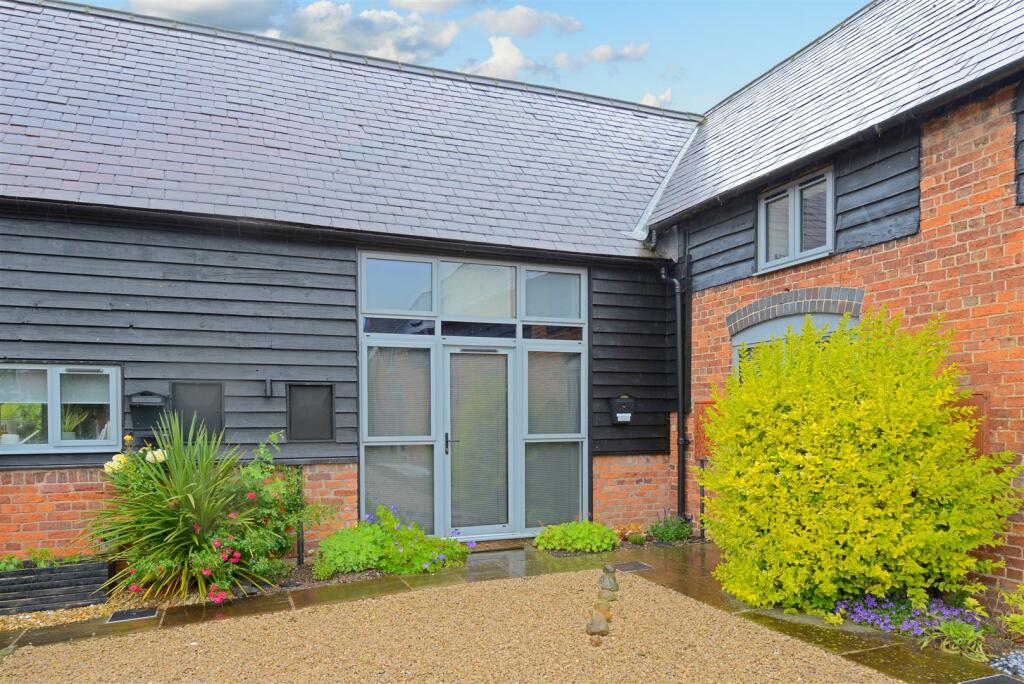 1 bedroom barn conversion for sale in Walford Barns, Walford, Baschurch
