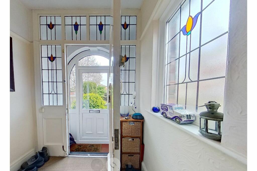 3 bedroom semidetached house for sale in Cheetham Hill Road