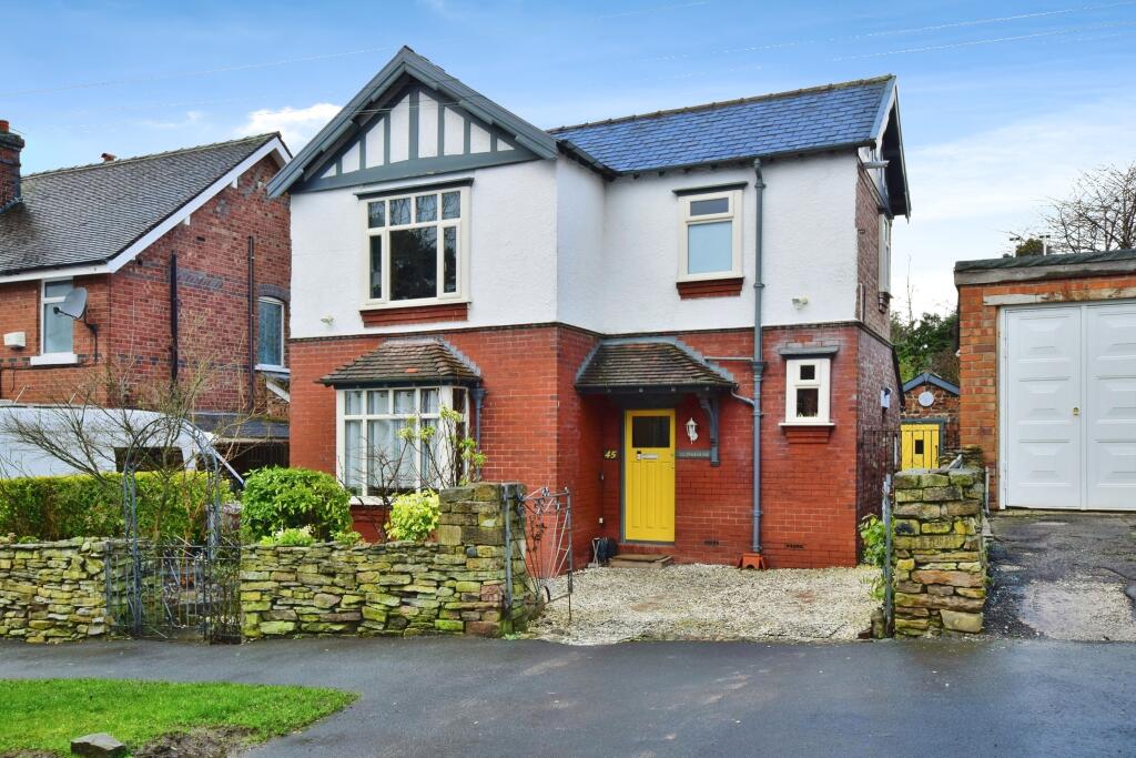 3 bedroom detached house for sale in Nicholson Avenue, Macclesfield, SK10