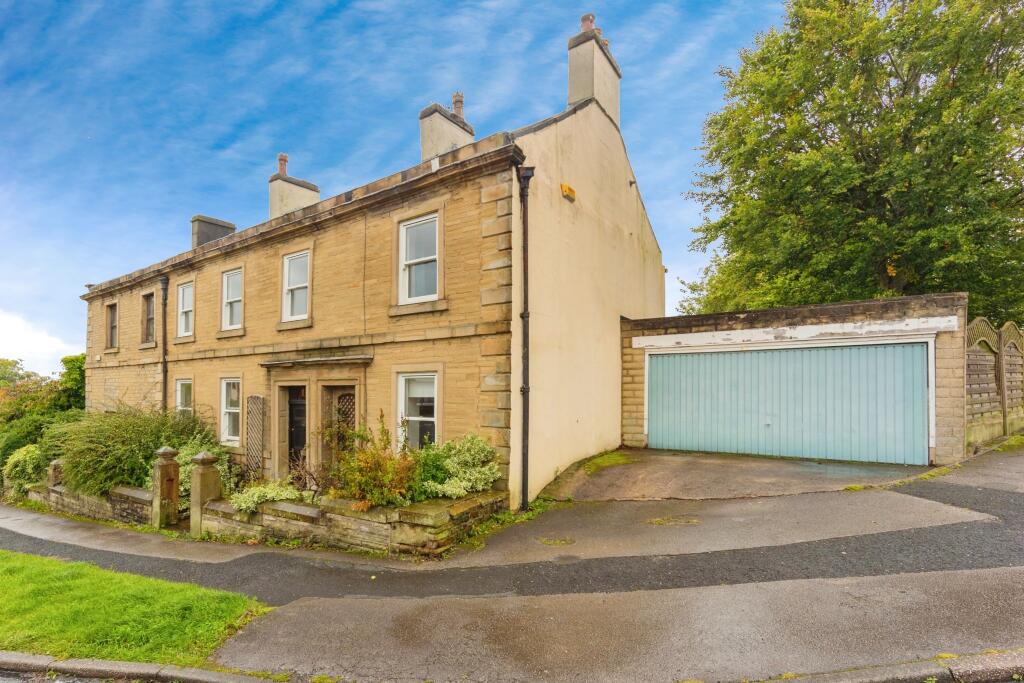 Main image of property: Hadfield Cross, Glossop, SK13