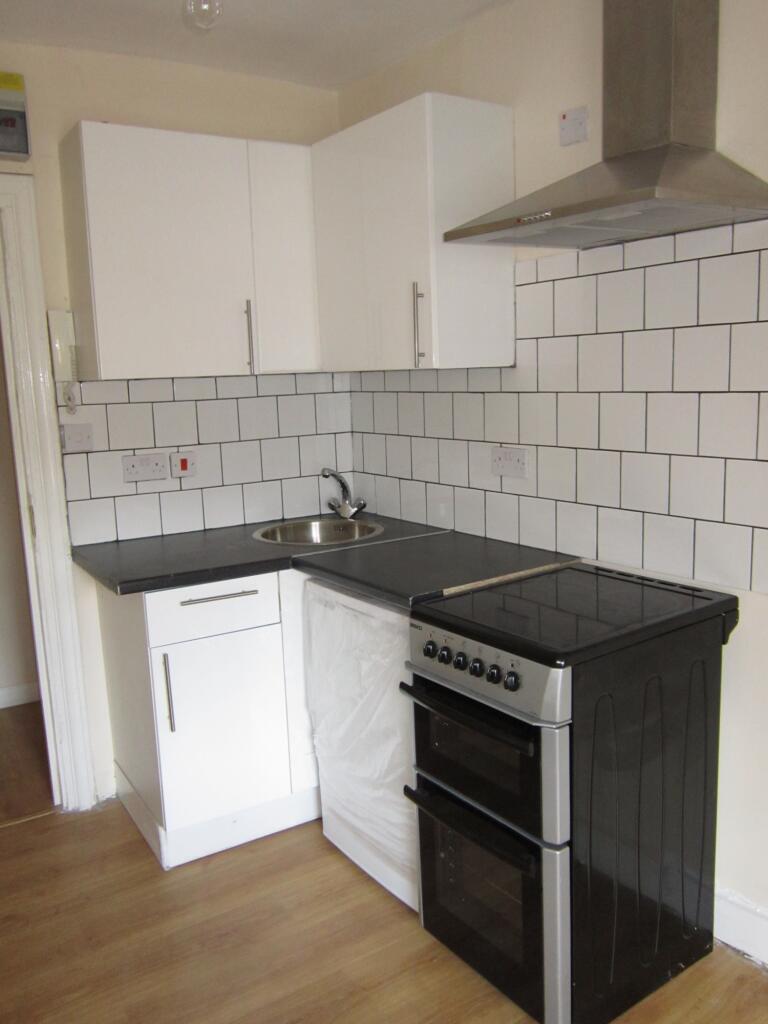 Main image of property: 85 Hammersmith Road, London, W14