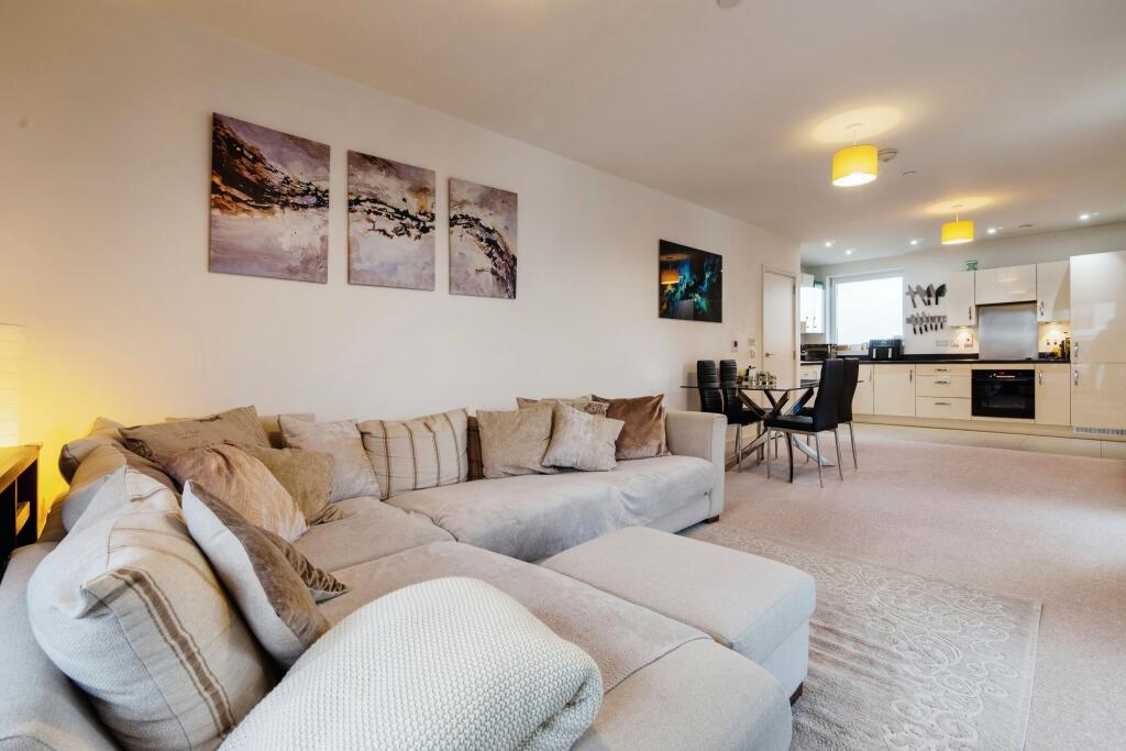 3 bedroom apartment for sale in 12 Hebden Place, Nine Elms, SW8