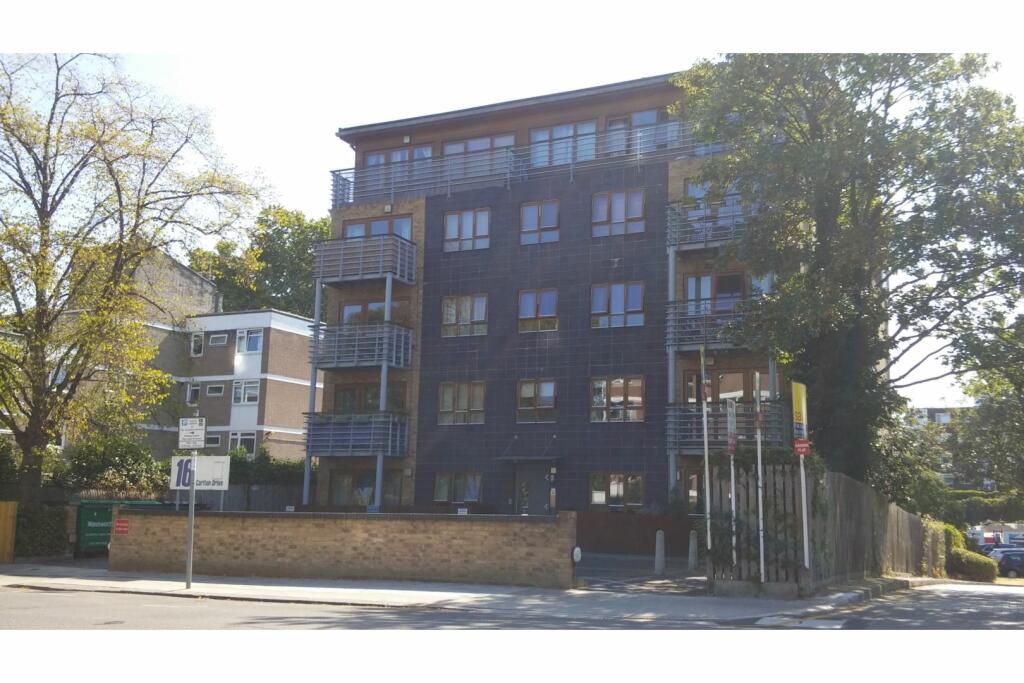 1 bedroom flat for sale in 16 Carlton Drive, Putney, SW15