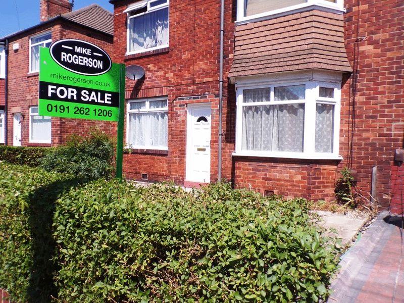 2 bedroom flat for sale in Deneholm, Wallsend Two Bedroom Ground