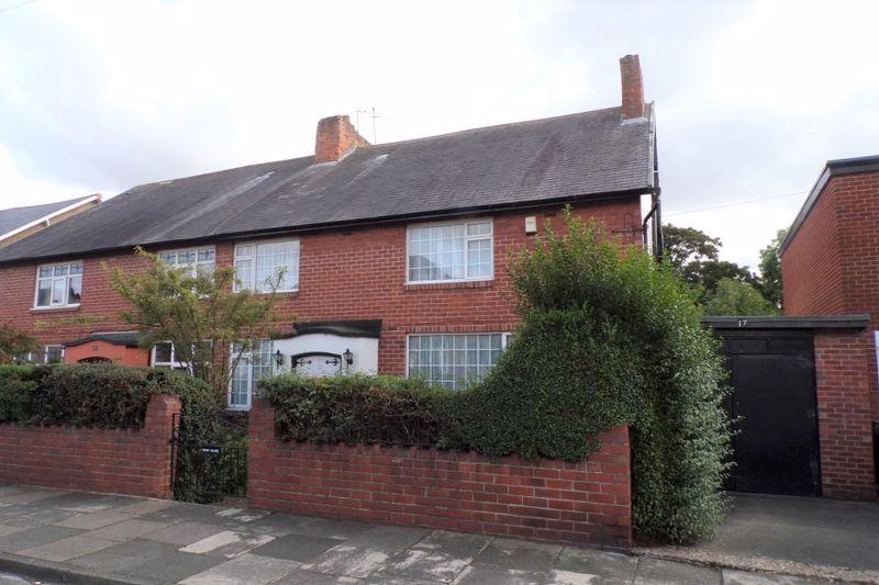 4 bedroom semidetached house for sale in High View, Wallsend, NE28