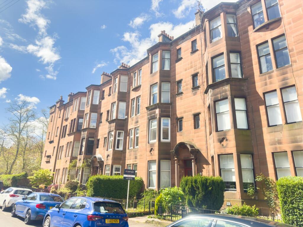 2 bedroom flat for rent in Flat 1/2 53 Airlie Street Glasgow G12 9SP, G12