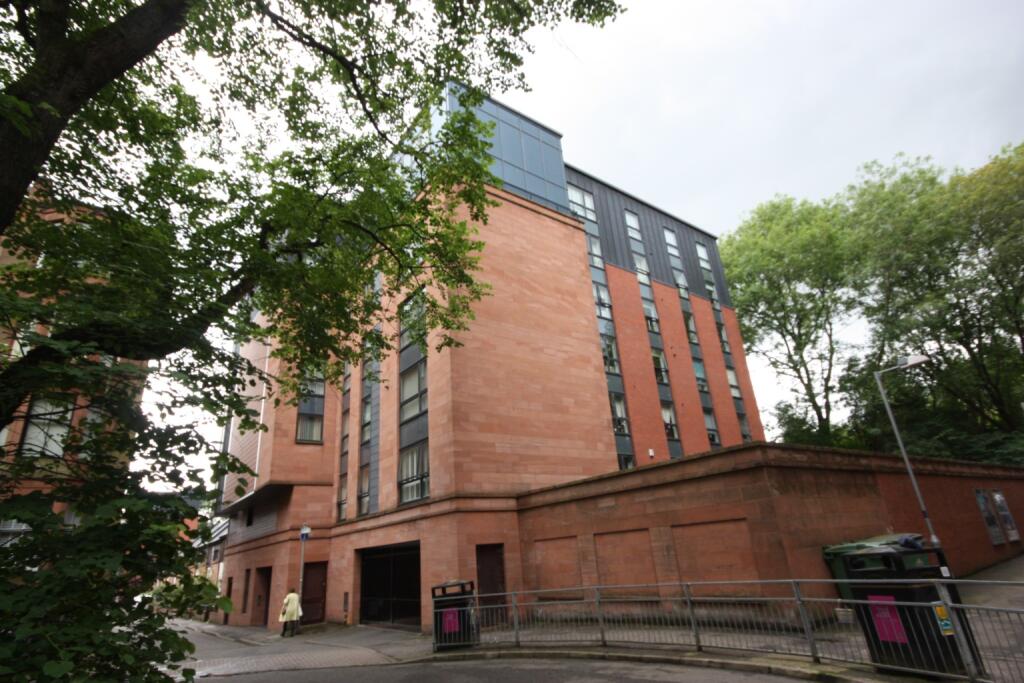 Main image of property: Flat 1/1 143 Hayburn Lane, Glasgow G12 9FD