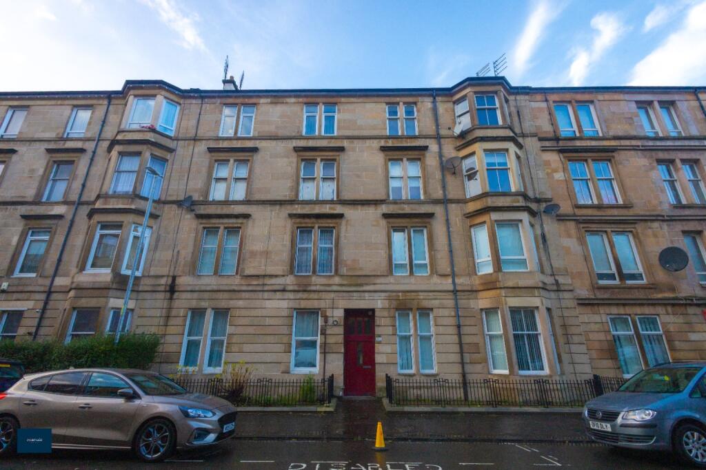 Main image of property: Room 3, Flat 3/2, 244 Langside Road, Glasgow G42 8XN