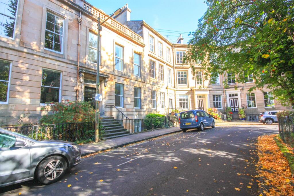 Main image of property: G/F 23 Lansdowne Crescent, Glasgow G20 6NG
