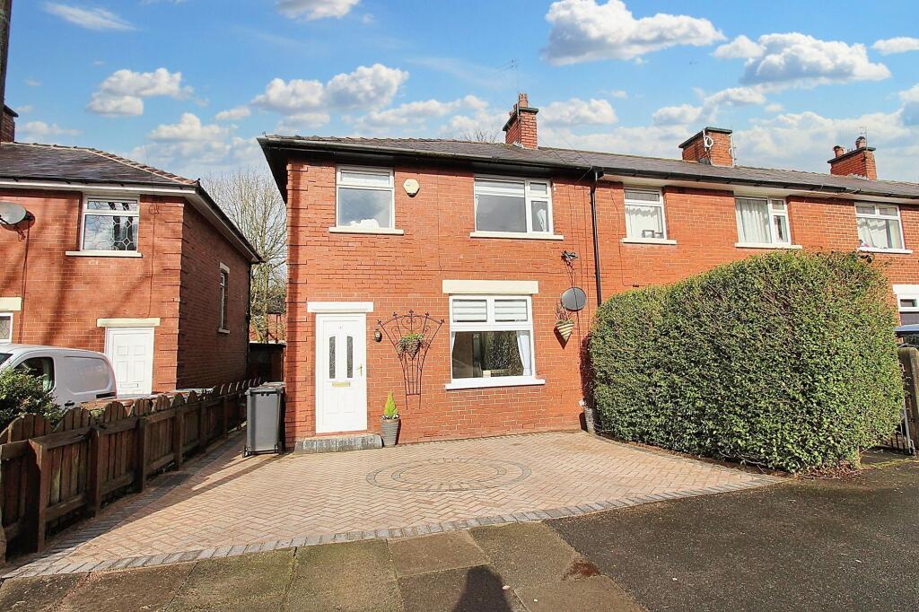 Main image of property: Westminster Avenue, Whitefield, M45