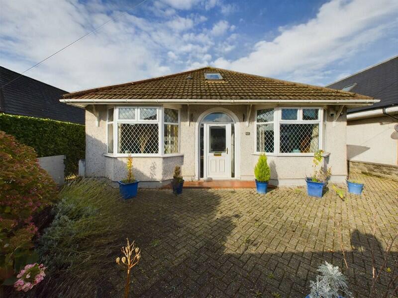 3 bedroom detached bungalow for sale in Caegwyn Road, Whitchurch, Cardiff. CF14 , CF14