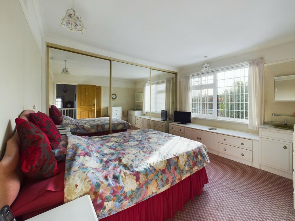 Additional property image - Heol Y Deri, Rhiwbina, Cardiff. CF14