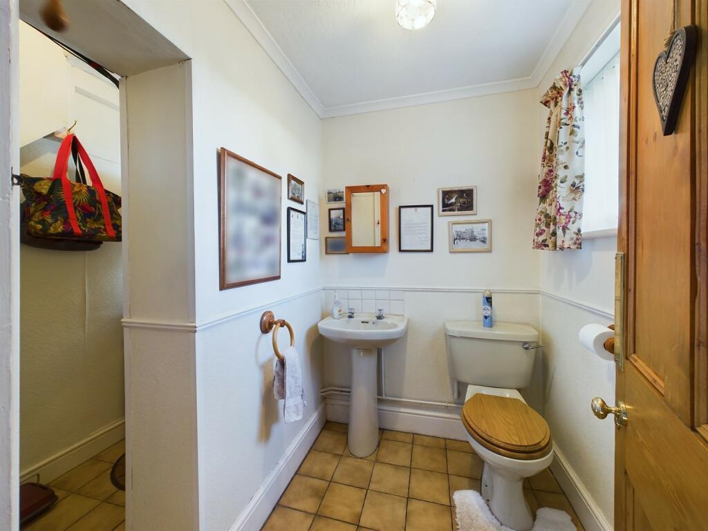 Additional property image - Heol Y Deri, Rhiwbina, Cardiff. CF14