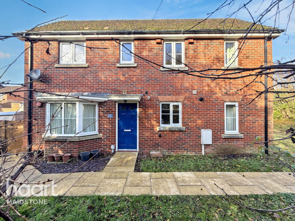 Main image of property: Grovewood Halt, Weavering