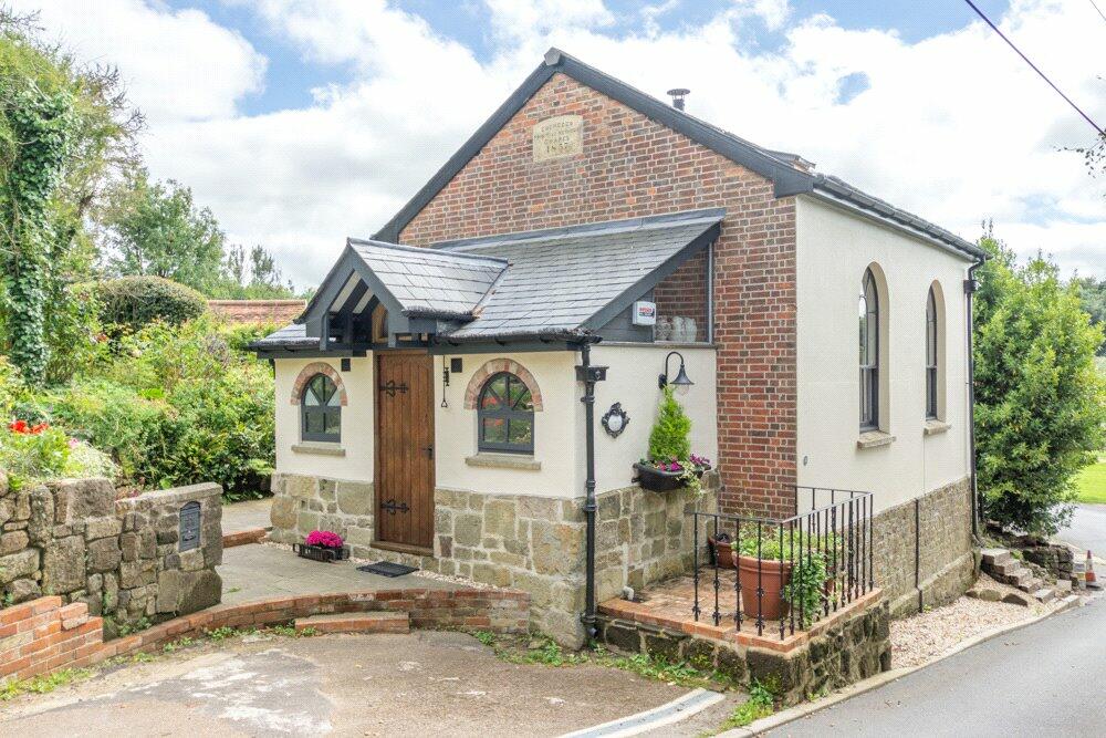 2 bedroom detached house for sale in The Green, East Knoyle, Salisbury, SP3