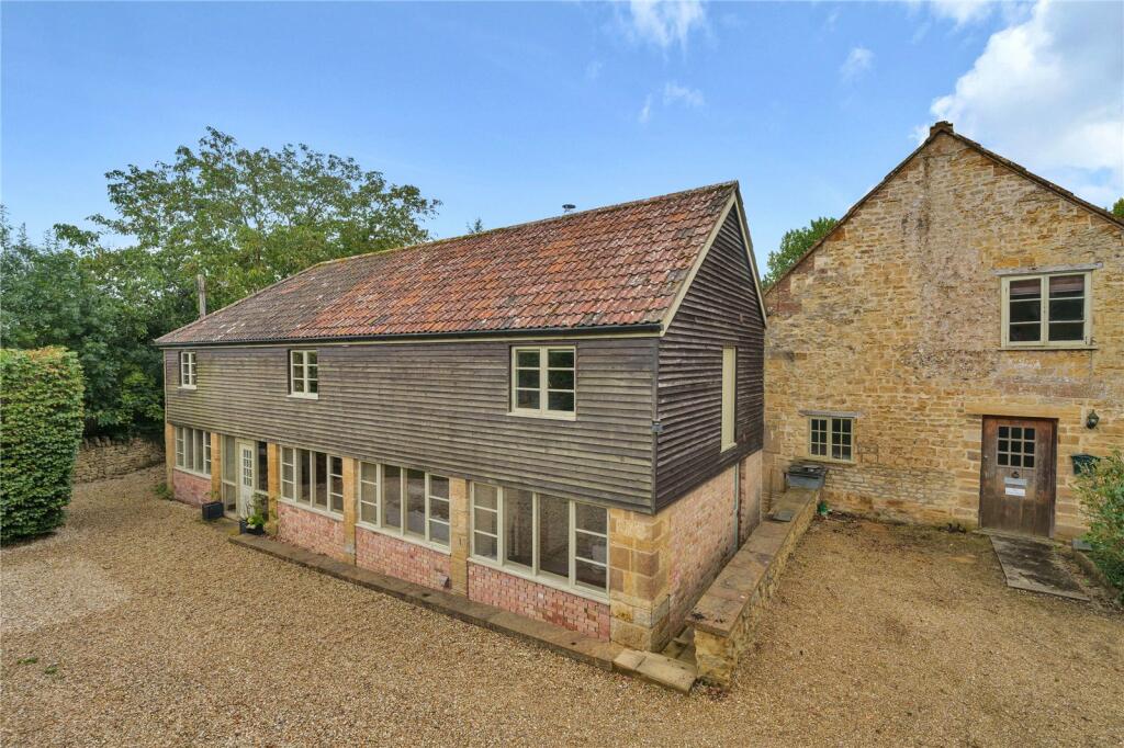 Main image of property: Middle Street, Misterton, Crewkerne, Somerset, TA18