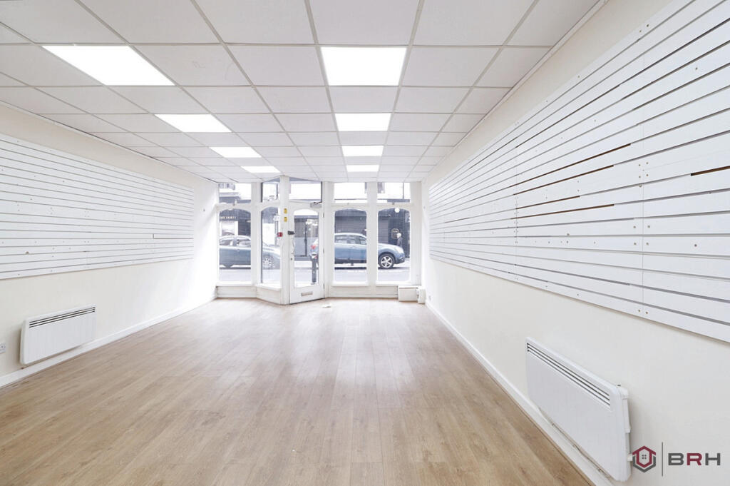 Main image of property: Scot Lane, Doncaster, DN1