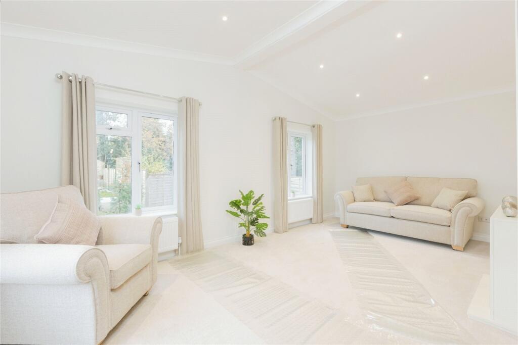 Additional property image - Stonehill Woods Park, Old London Road, Sidcup, Kent, DA14