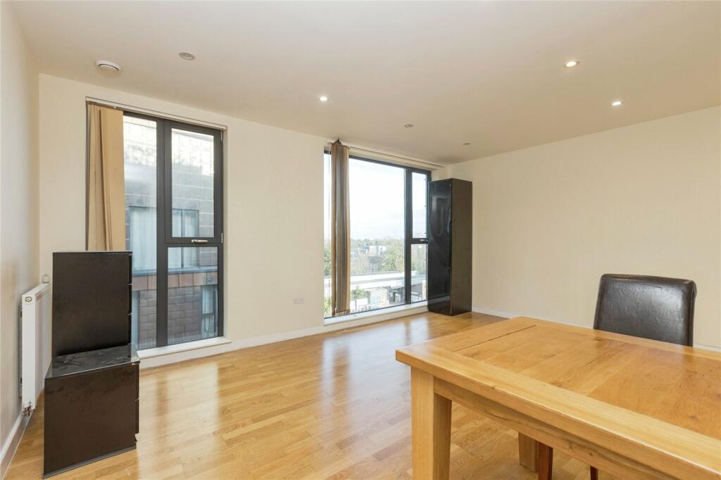 Additional property image - Station Road, Sidcup, DA15