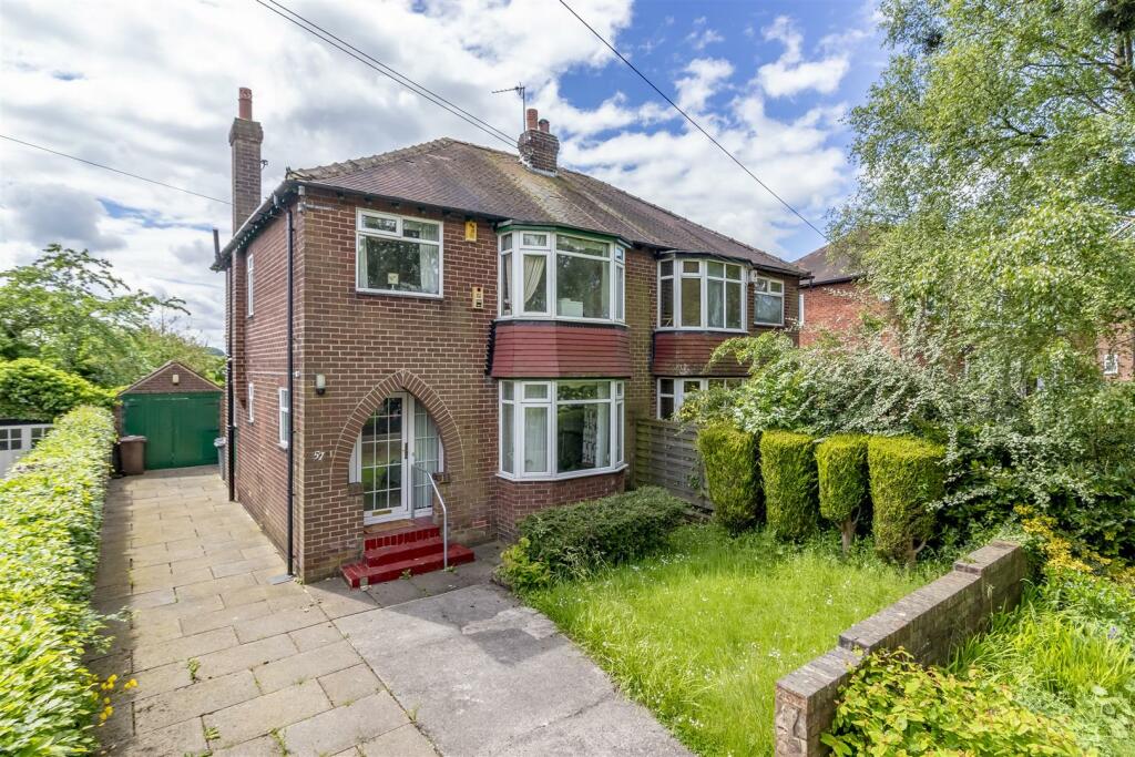 3 bedroom semidetached house for sale in The Birches, Bramhope, Leeds