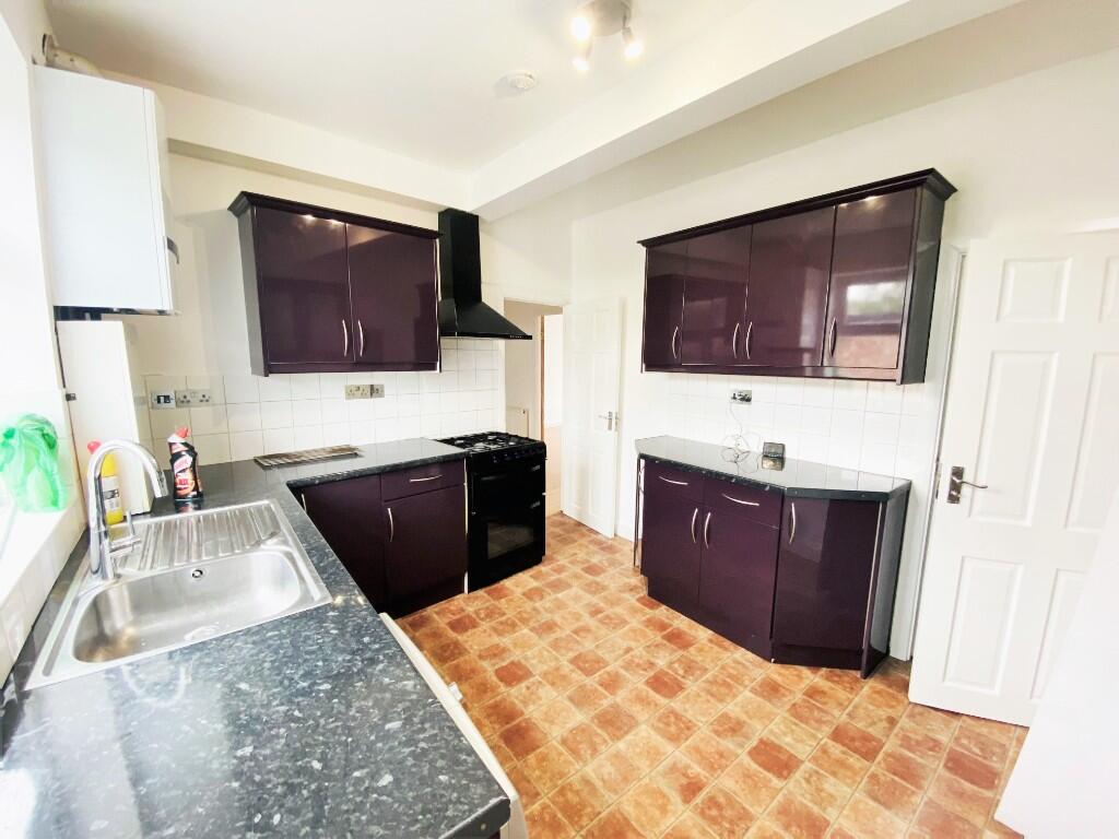 Main image of property: East Barnet Road, East Barnet, EN4