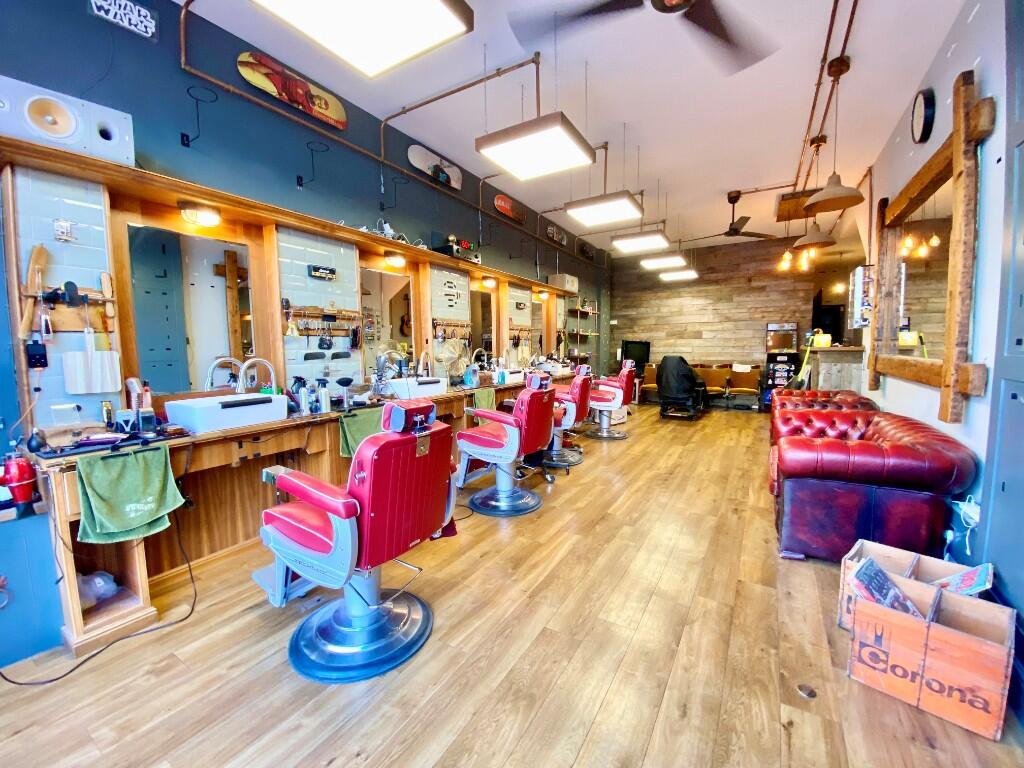 Main image of property: High Street, High Barnet, EN5