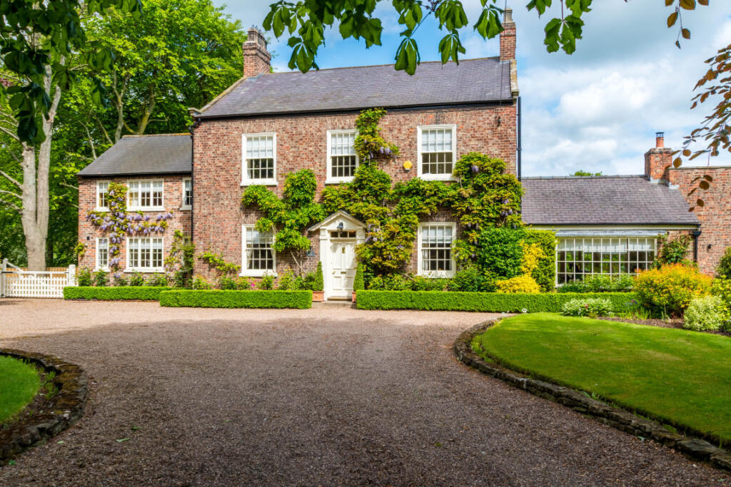 Main image of property: The Folly, Easingwold Road, Stillington, York, YO61 1LR