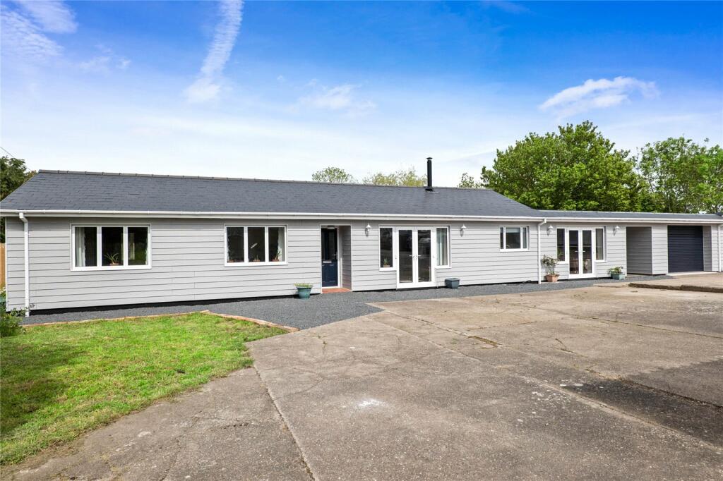 2 bedroom bungalow for sale in Claines, Worcester, Worcestershire, WR3