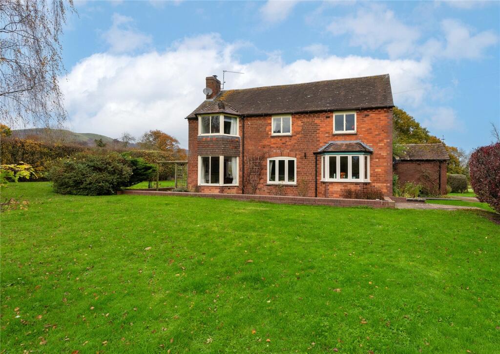 4 bedroom detached house for sale in Welland, Malvern, Worcestershire, WR13