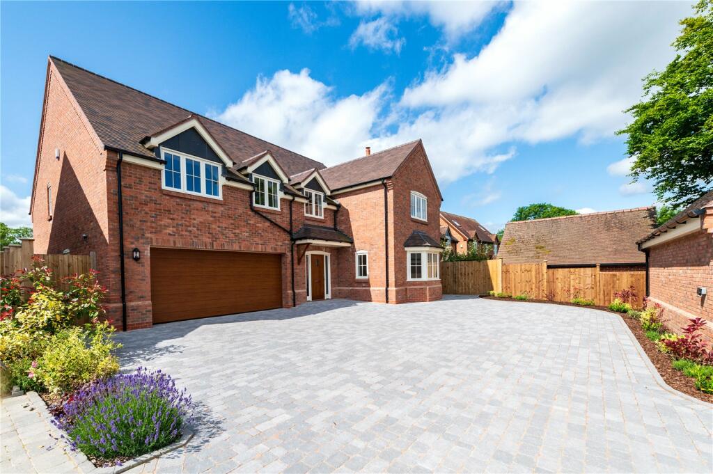 5 bedroom detached house for sale in Bishampton, Pershore