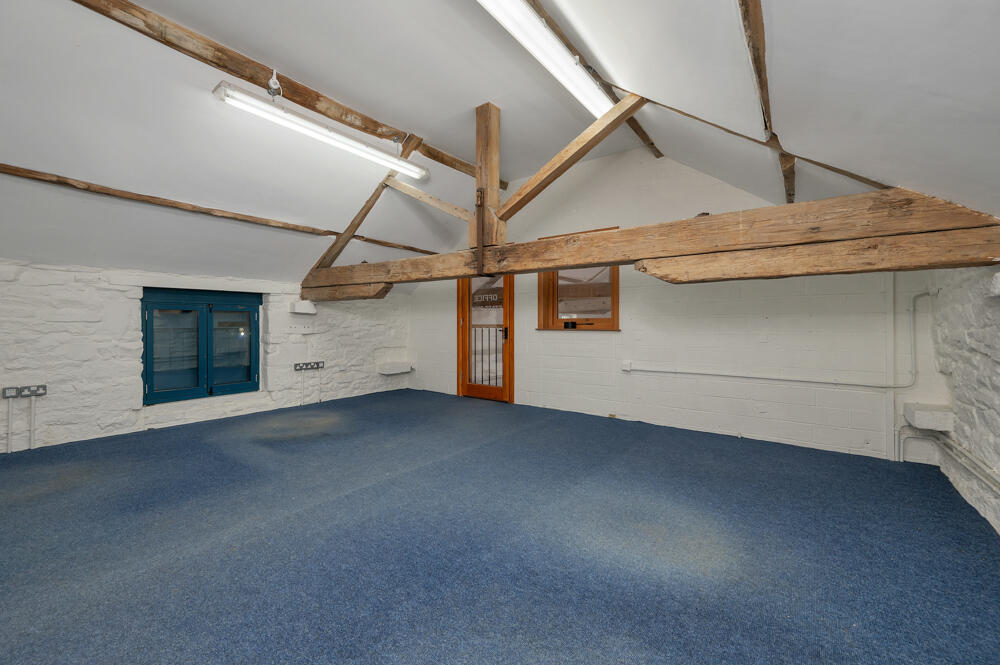 Additional property image - Bakewell, Derbyshire