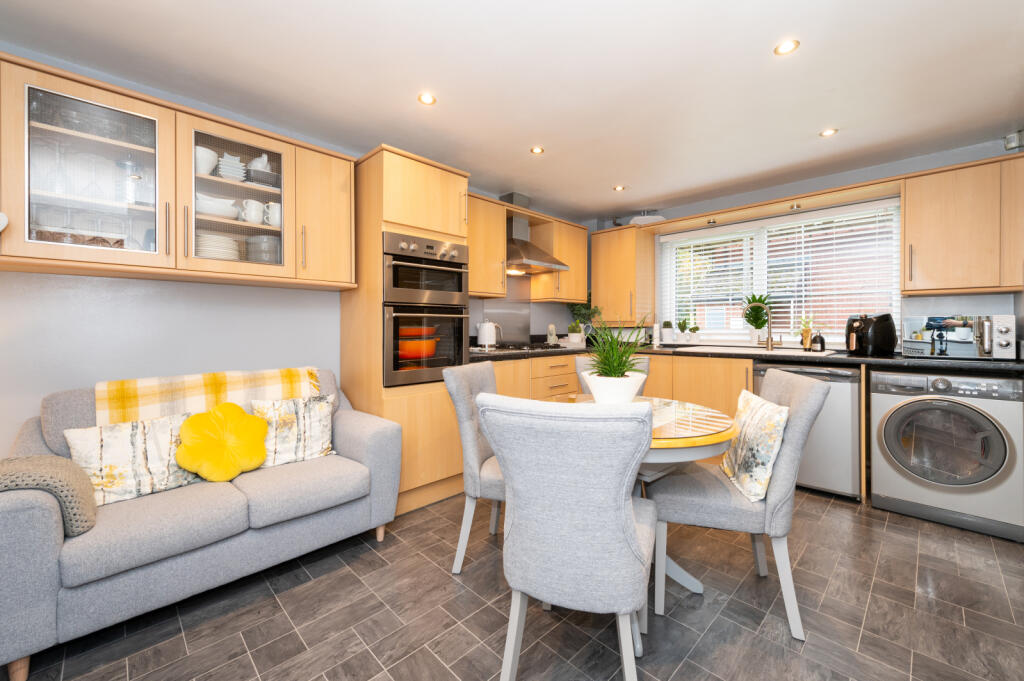 Additional property image - Redditch, Worcestershire