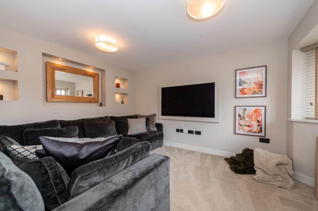 Additional property image - Redditch, Worcestershire