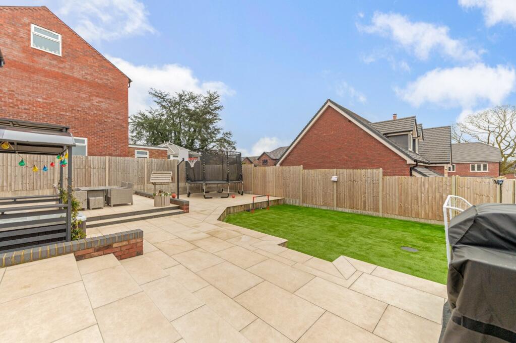 Additional property image - Redditch, Worcestershire