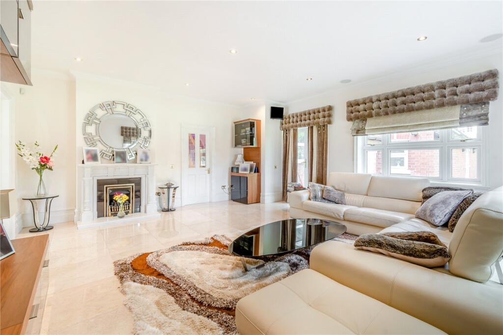 Additional property image - Cofton Hackett, Birmingham, Worcestershire