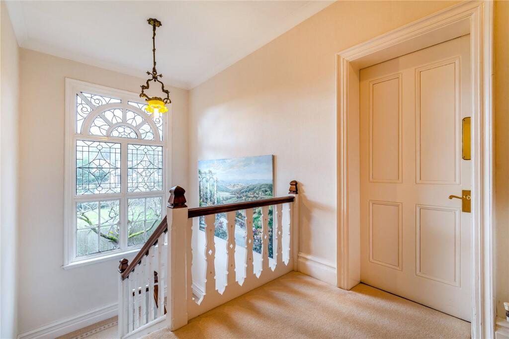 Additional property image - Cofton Hackett, Birmingham, Worcestershire