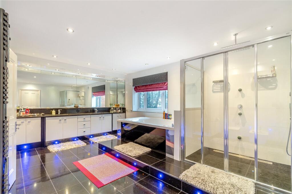 Additional property image - Cofton Hackett, Birmingham, Worcestershire