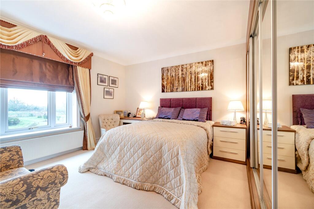 Additional property image - Cofton Hackett, Birmingham, Worcestershire