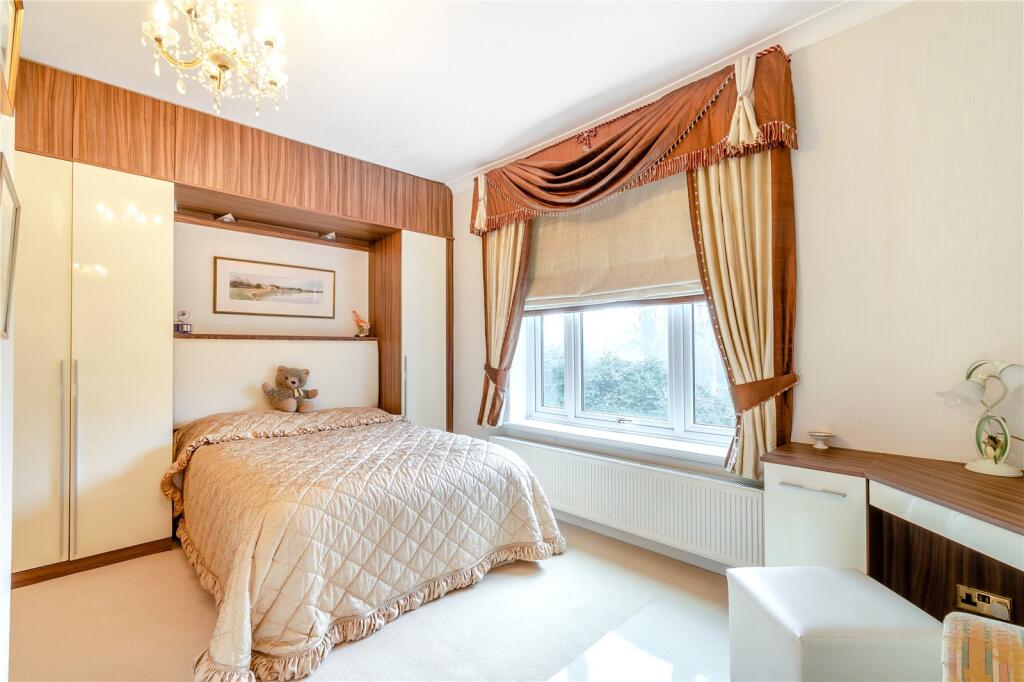 Additional property image - Cofton Hackett, Birmingham, Worcestershire