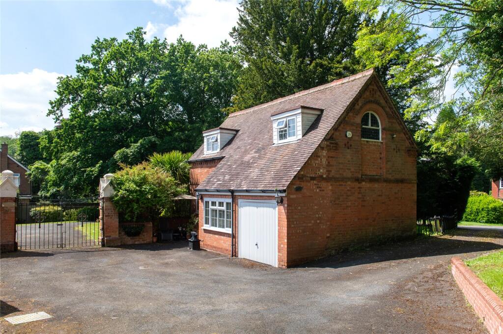 Additional property image - Cofton Hackett, Birmingham, Worcestershire