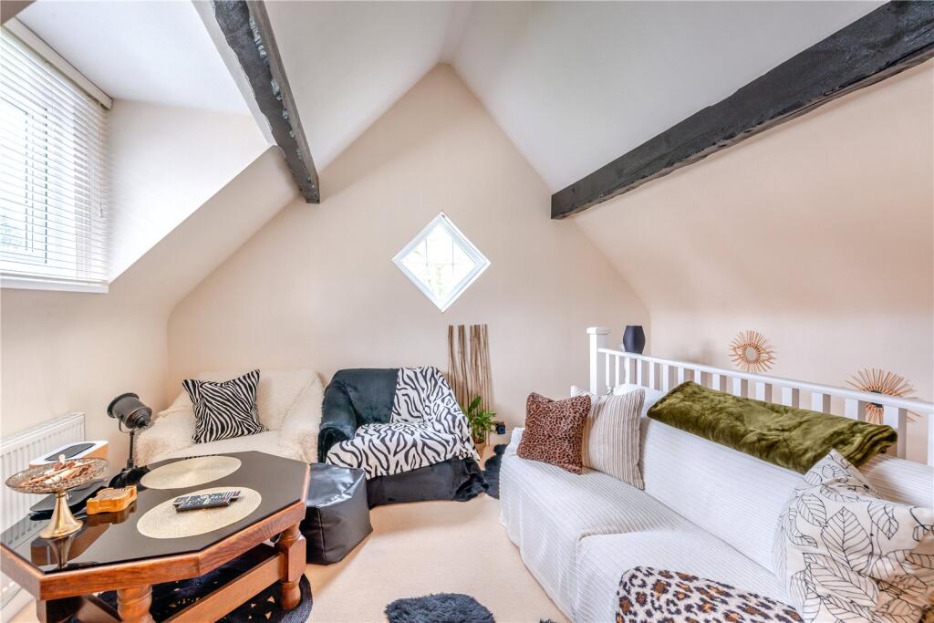Additional property image - Cofton Hackett, Birmingham, Worcestershire
