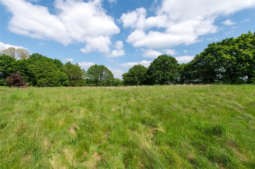 Additional property image - Cofton Hackett, Birmingham, Worcestershire