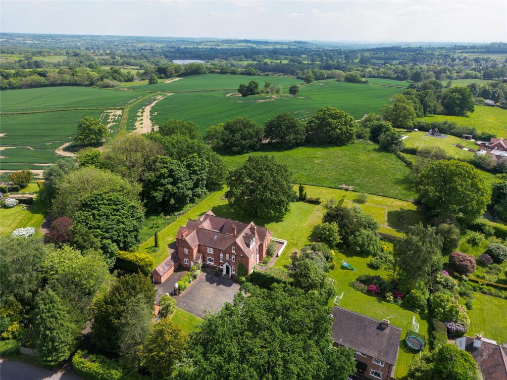 Additional property image - Cofton Hackett, Birmingham, Worcestershire